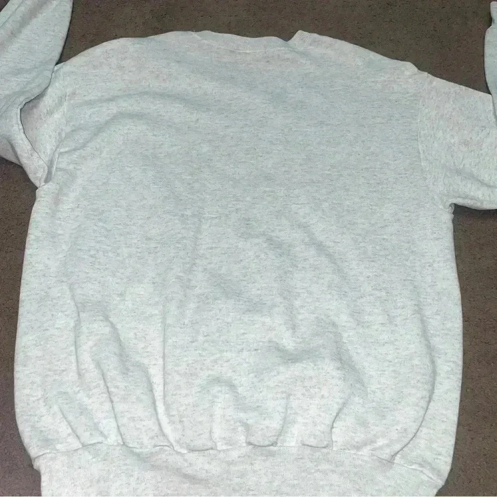 Vintage Lee old truck gasoline pump sweatshirt size Large long sleeve